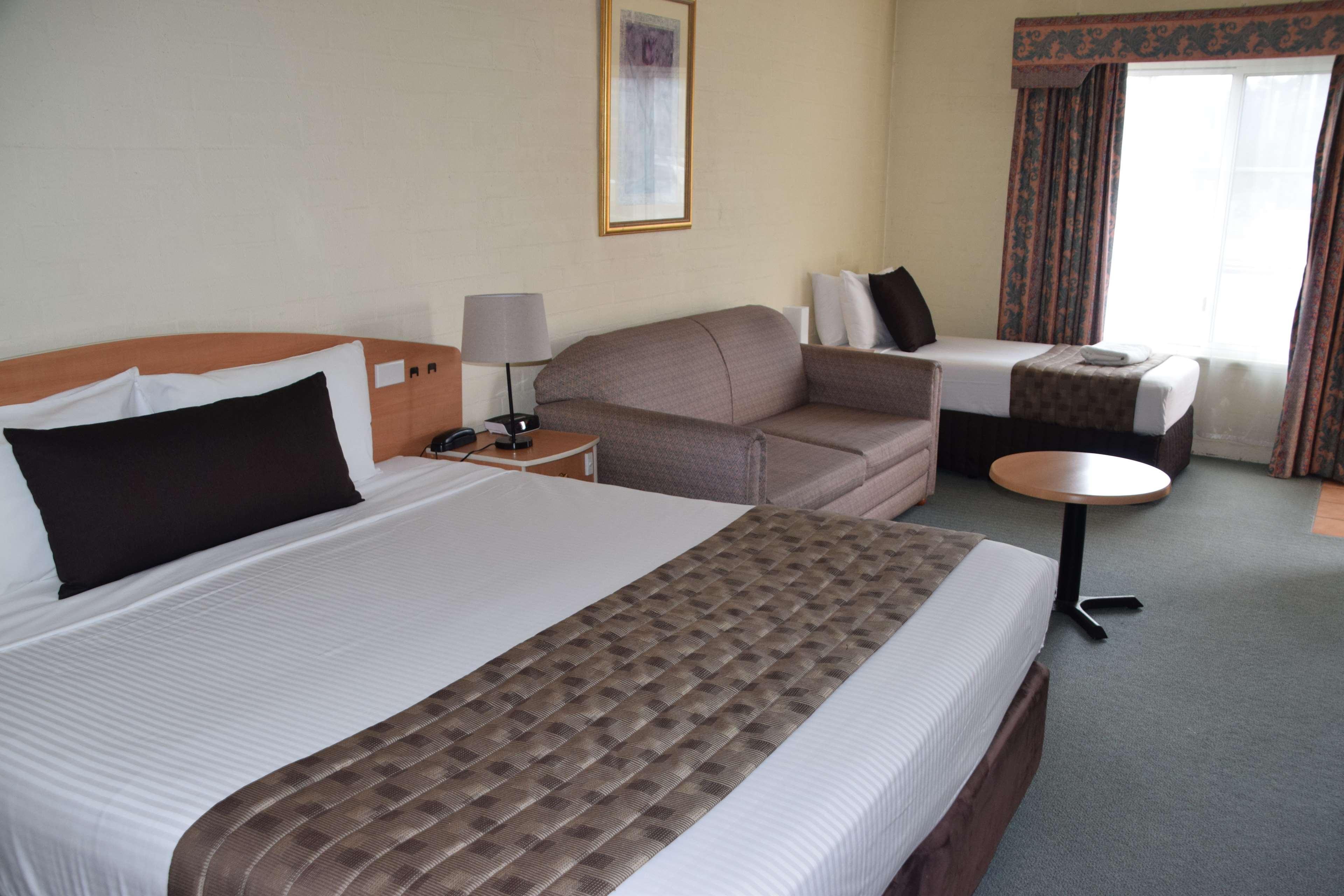 Best Western Coachman'S Inn Motel 배서스트 외부 사진