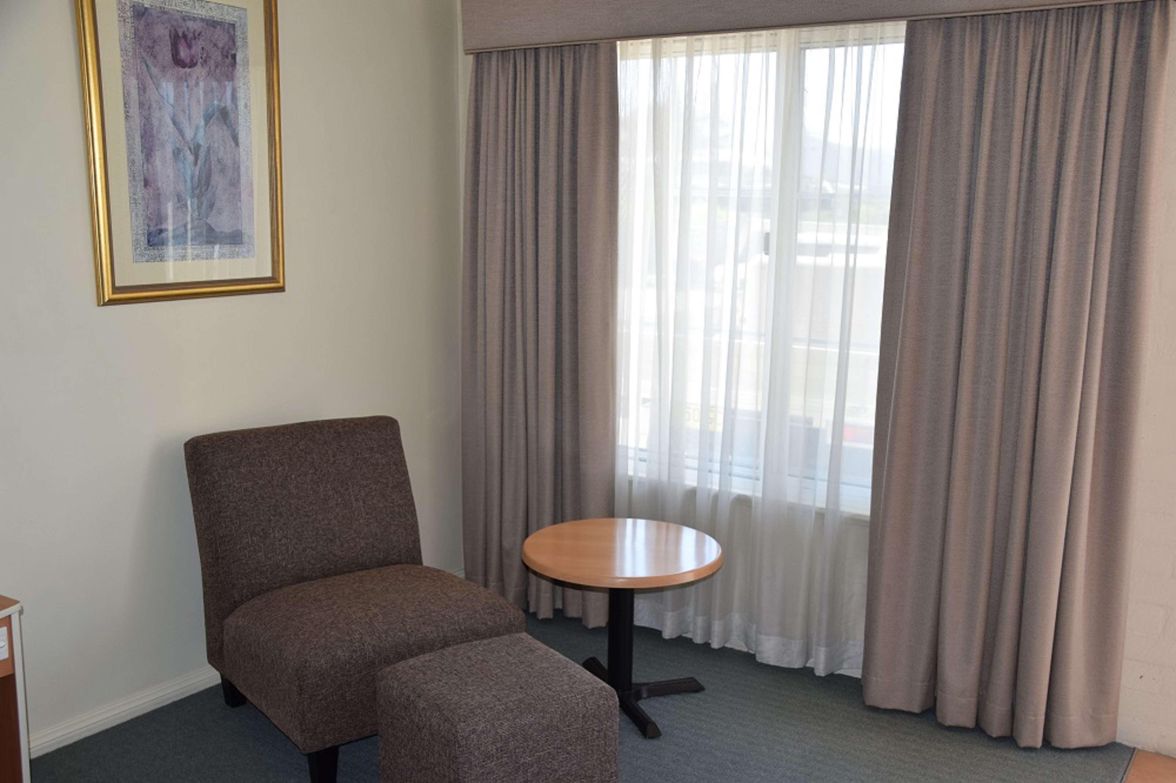 Best Western Coachman'S Inn Motel 배서스트 외부 사진
